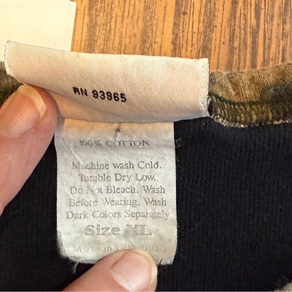 Chase Authentics Dale Earnhardt Jr #8 V-Neck Tee NASCAR XL - Picture 7 of 8